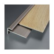 Schodový profil vŕtaný 30x13 mm, hrúbka 3 mm